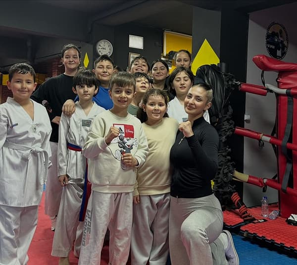 Ayaz Spor Kulübü - 6. Fotoğraf Ayaz Spor Kulübü - 6. Fotoğraf