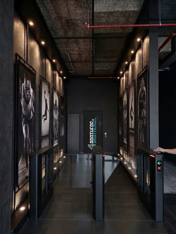 4 Brothers Gym  - 2. Fotoğraf