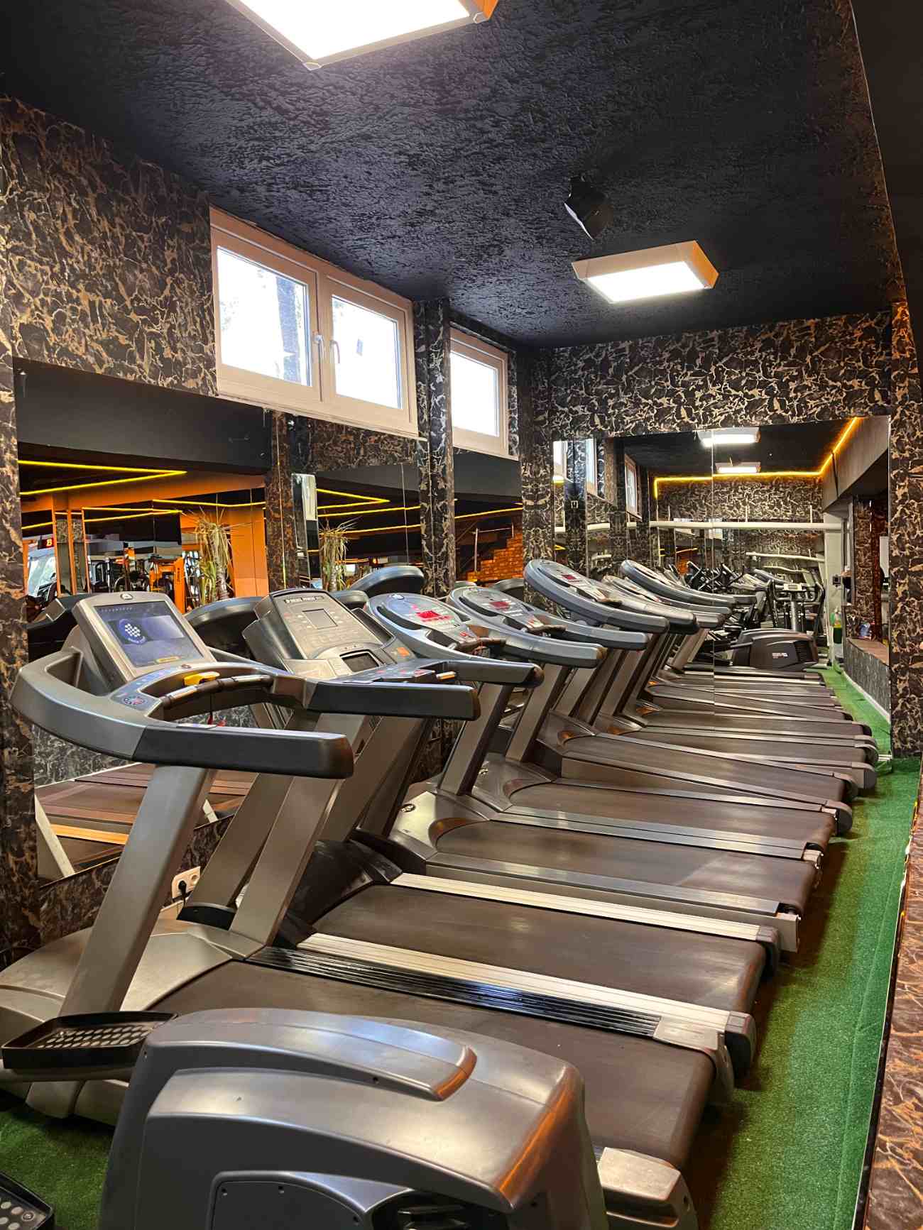 Sport Club - 4. Fotoğraf