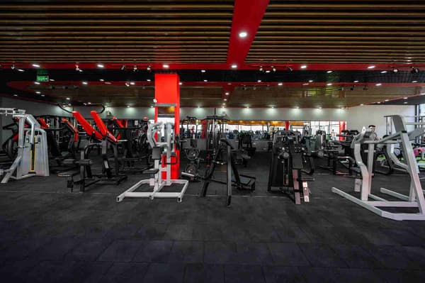 Neolife Gym - Yeni Batı - 4. Fotoğraf Neolife Gym - Yeni Batı - 4. Fotoğraf